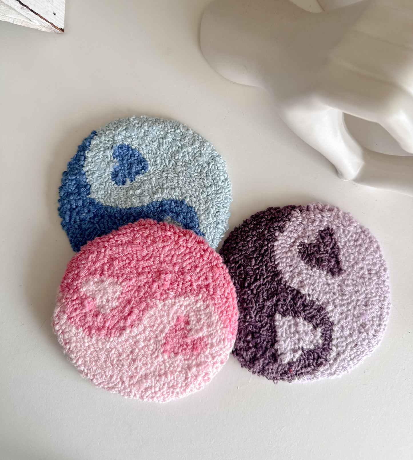 Two Tone Hearts Mug Rug