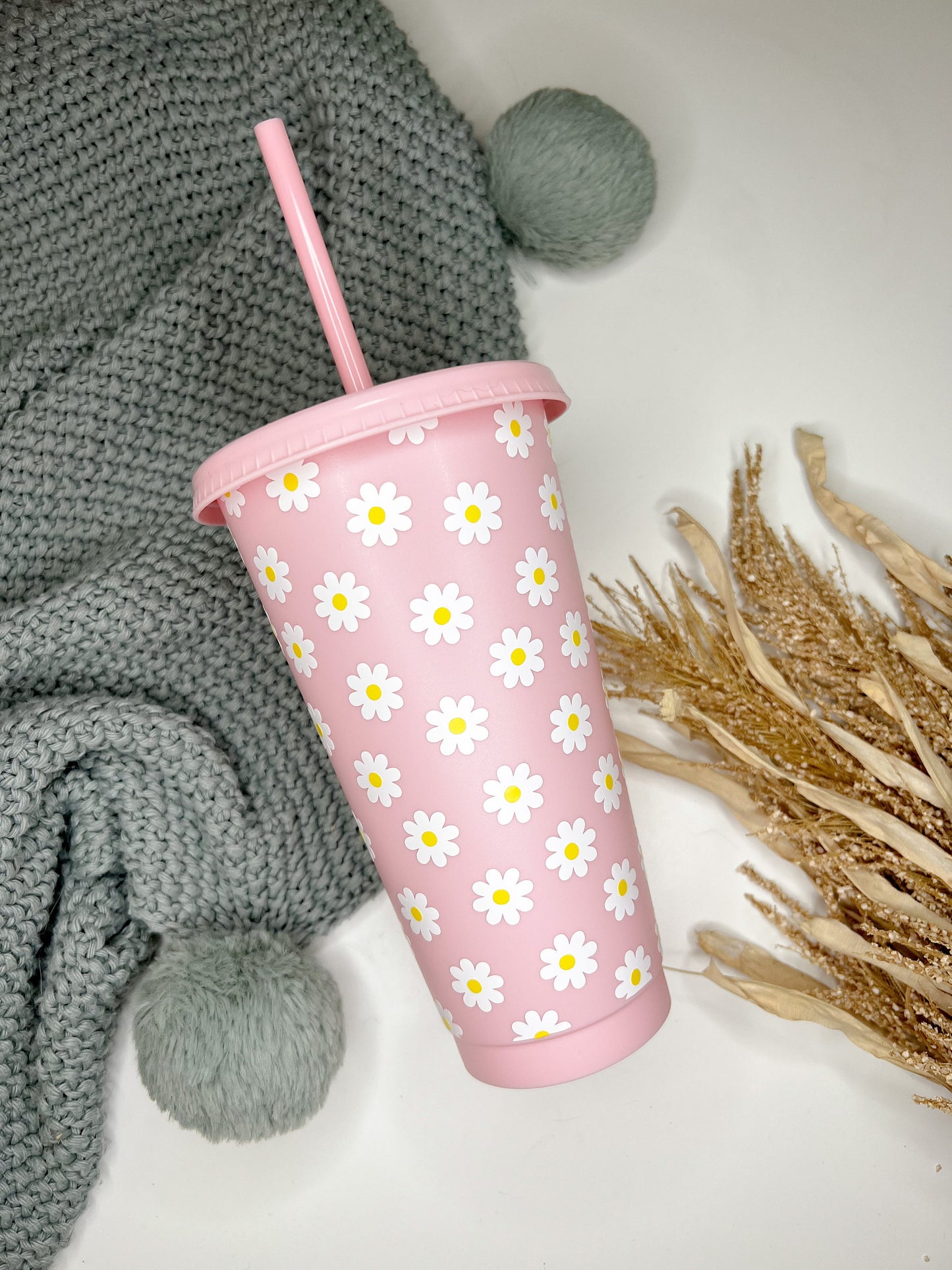 Daisy Cold Cup - Reusable Cold Cup - Cute Gift Ideas - Do Revenge Daisy Cup Inspired - Bear and Moo UK