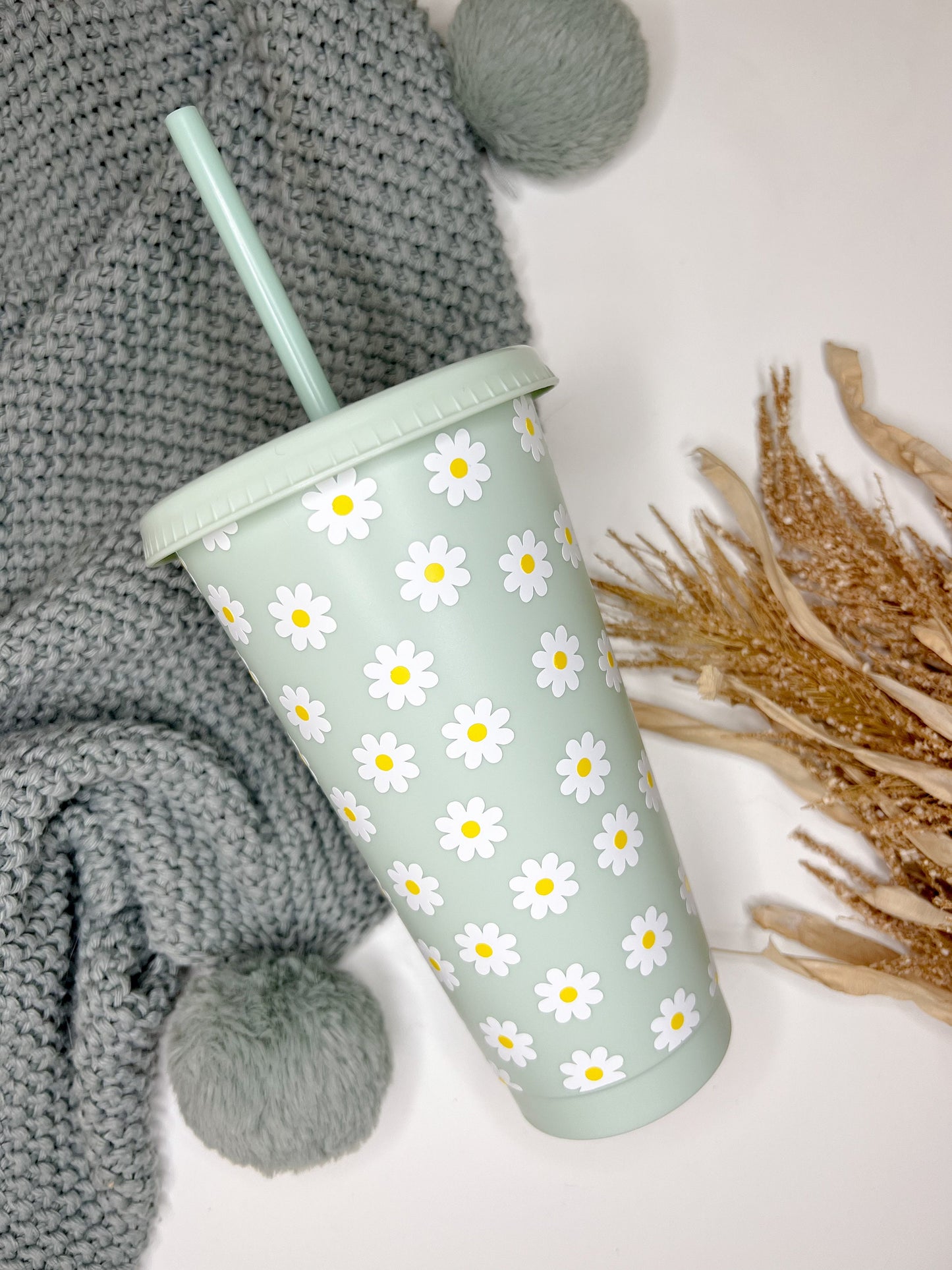 Daisy Cold Cup - Reusable Cold Cup - Cute Gift Ideas - Do Revenge Daisy Cup Inspired - Bear and Moo UK