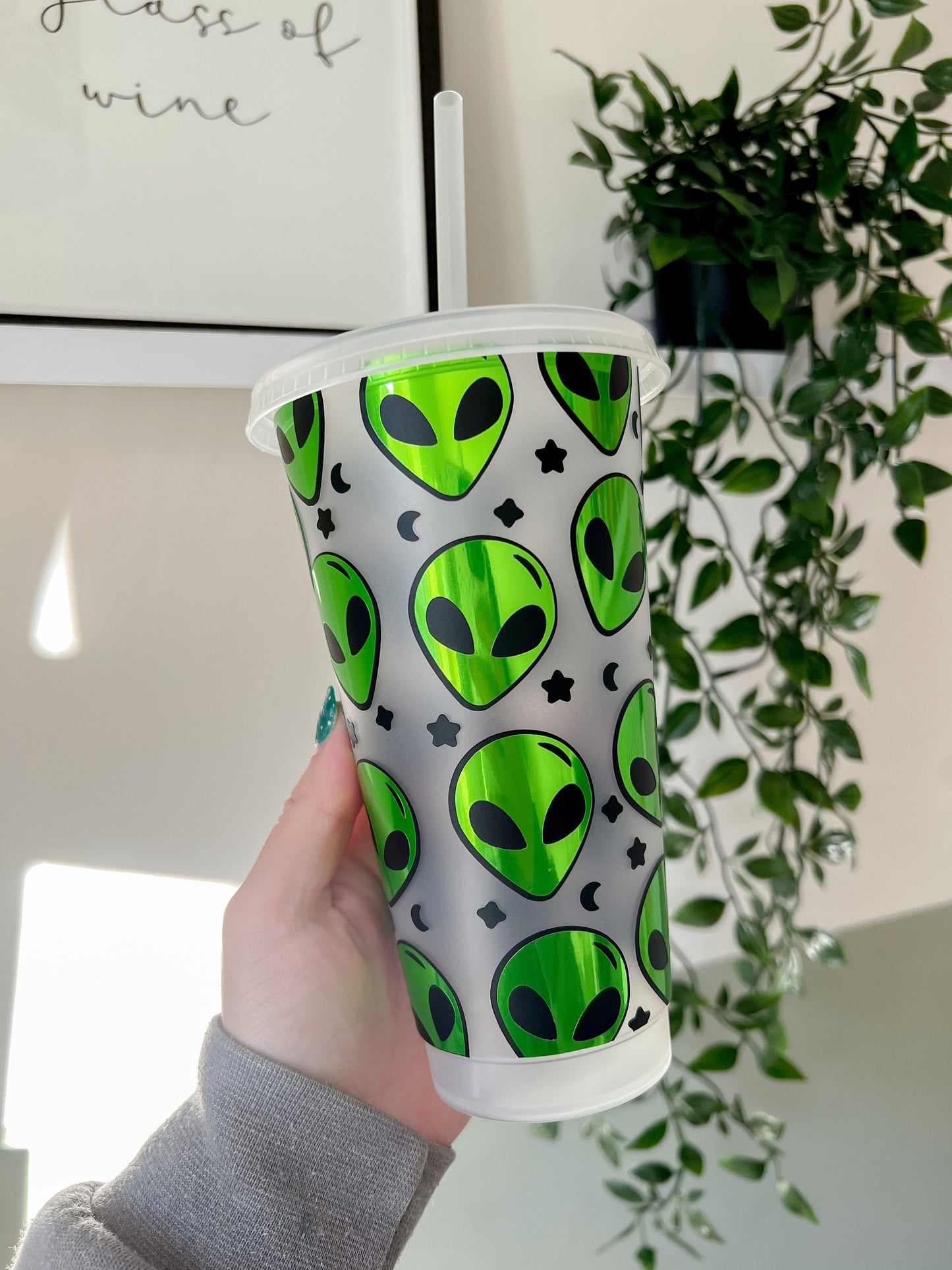 Alien Cold Cup 24oz - Cool Gift Ideas - Bear and Moo UK