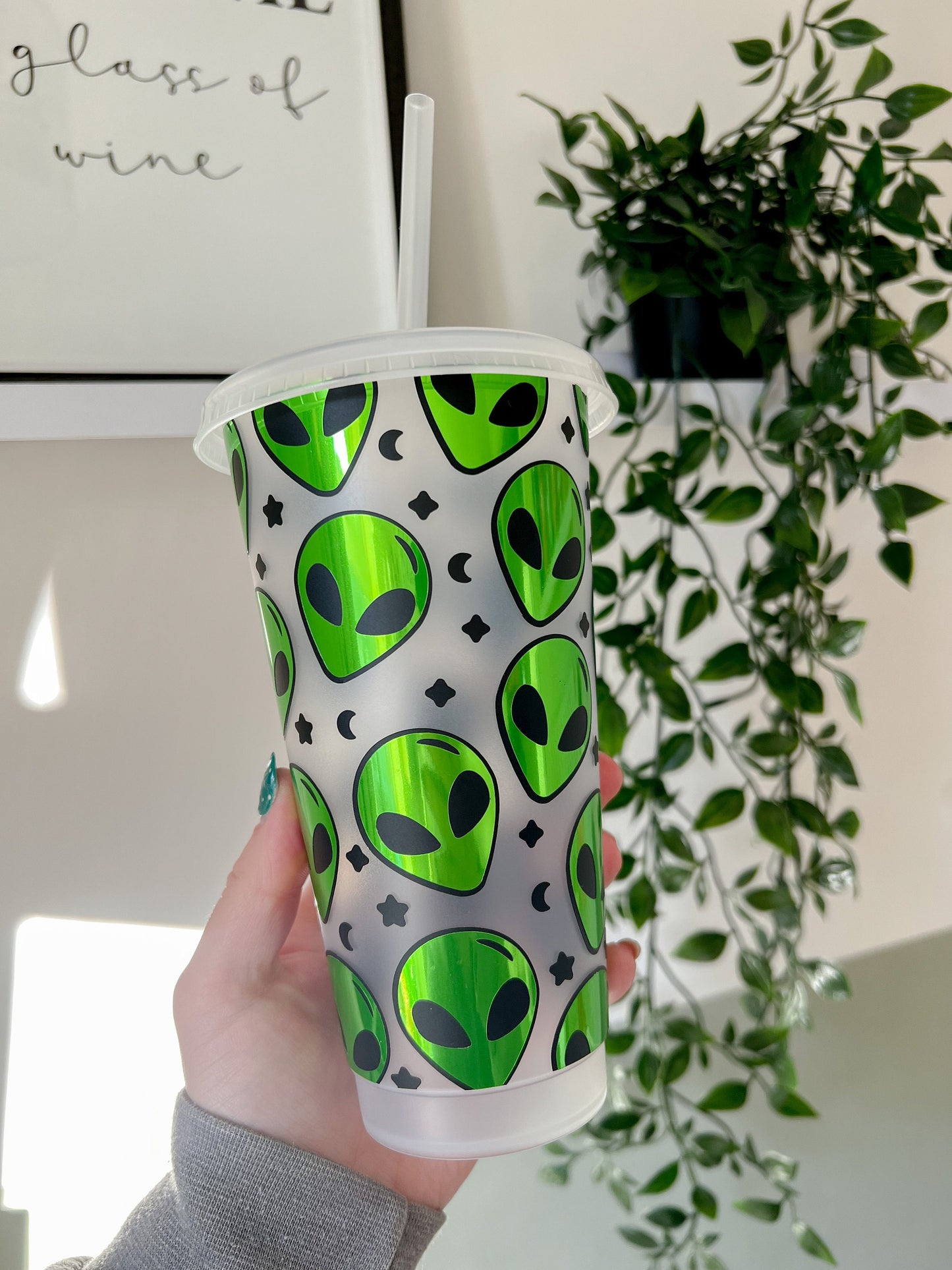 Alien Cold Cup 24oz - Cool Gift Ideas - Bear and Moo UK