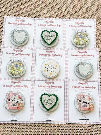 Magnetic E-Reader Kindle and Device Grip ✨ - Pretty Girls Read Books - MagSafe Compatible - Kindle E Reader Accessories