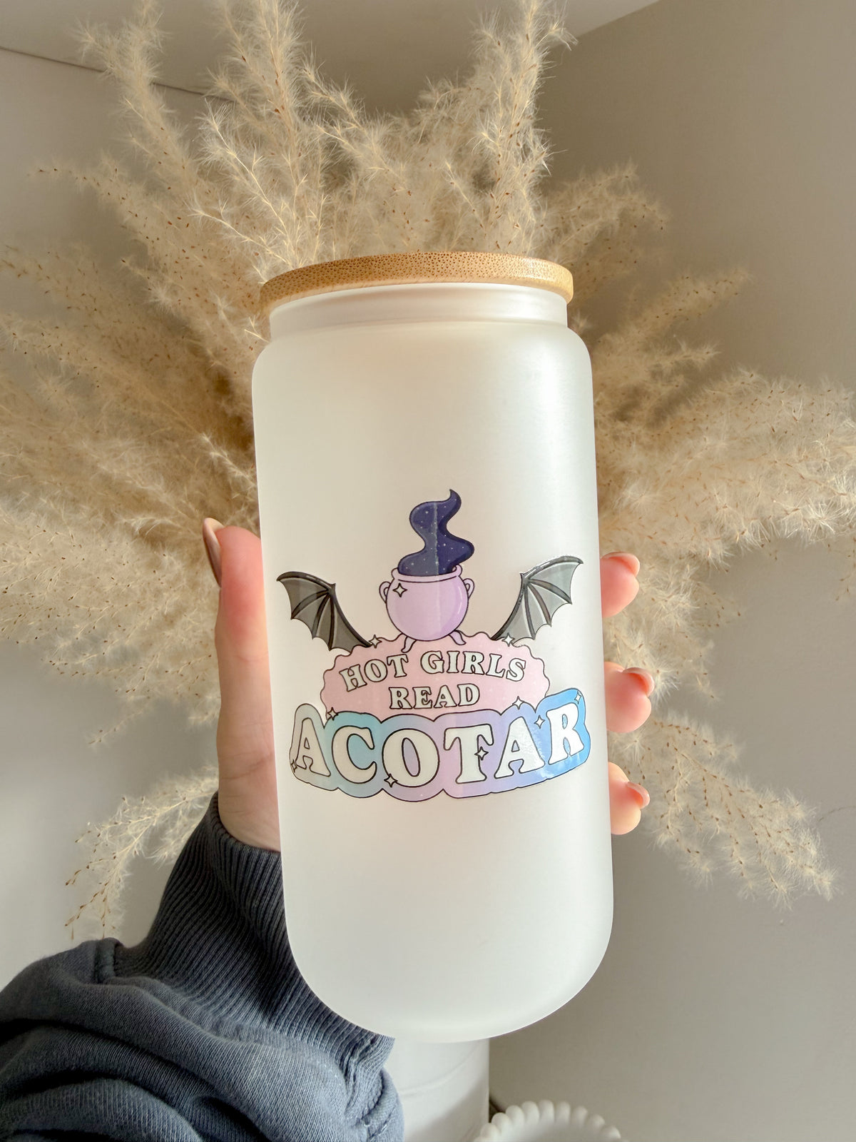 Hot Girls Read ACOTAR Inspired Glass Can With Bamboo Lid and Straw  🦇📚✨ Bookish Gift Ideas - ACOTAR Fan Gift Ideas